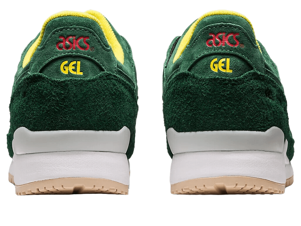 Asics Gel-Lyte lll OG Shamrock Green (Masters) 1201A809-300  https://sneakercollar.com/products/asics-gel-lyte-lll-og-shamrock-green-masters-1201a809-300