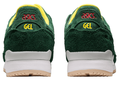 Asics Gel-Lyte lll OG Shamrock Green (Masters) 1201A809-300  https://sneakercollar.com/products/asics-gel-lyte-lll-og-shamrock-green-masters-1201a809-300