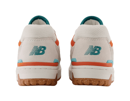 New Balance 550 Sea Salt Verdigris BBW550DA  https://sneakercollar.com/products/new-balance-550-sea-salt-verdigris-bbw550da