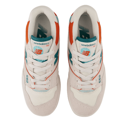 New Balance 550 Sea Salt Verdigris BBW550DA  https://sneakercollar.com/products/new-balance-550-sea-salt-verdigris-bbw550da