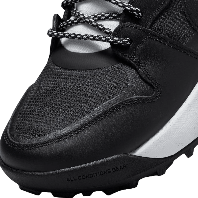 Nike ACG Lowcate Black/White (Skunk) DX2256-001  https://sneakercollar.com/products/nike-acg-lowcate